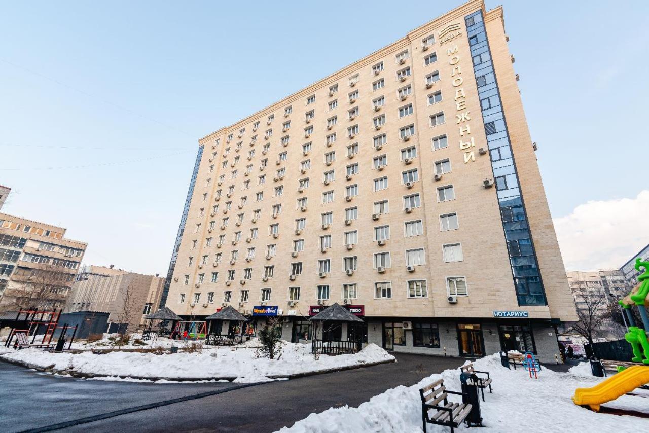Сердце Города 1Комн Жк Молодёжный Almaty Exteriér fotografie
